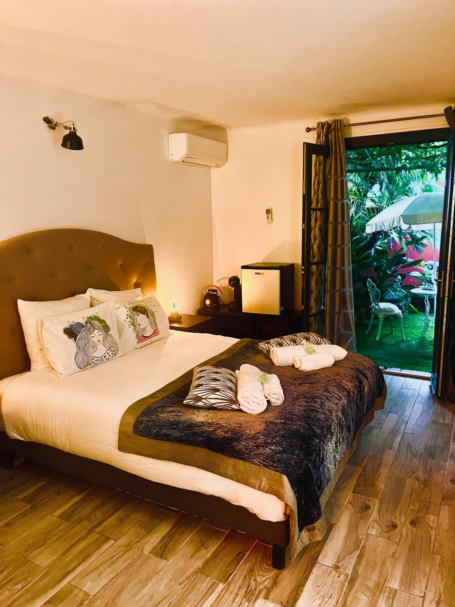 Villa Romana Saint Tropez Bagian luar foto